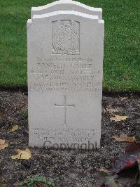 Berlin 1939-1945 War Cemetery - Gault, D